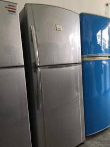 Toshiba fridge 2 doors Peti Sejuk Ais Refrigerator