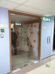 PINTU KACA TEBAL l kalis pecah