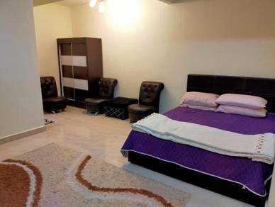 Homestay/ guest house corner lot kelana jaya