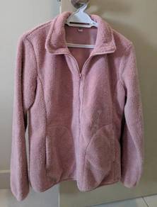 Original ladies Uniqlo winter sweater jacket outer