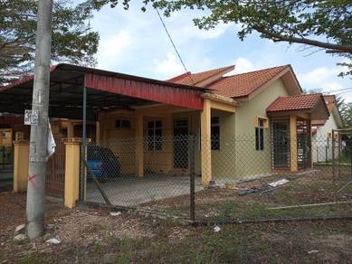 Rumah Teres 1 Tingkat Corner Lot Di Taman Wadi Iman