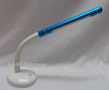 LED Table Lamp - 3 Ways: USB, AAA & Rechargable