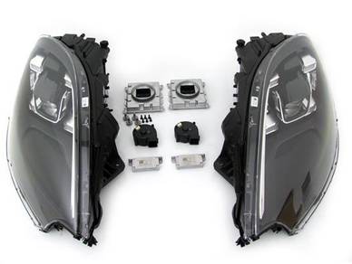 Porsche Macan LED head lamps 95B black head lamp