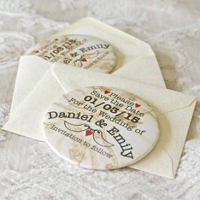 Button badge for wedding doorgift