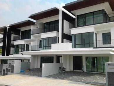 BATU CAVES ✅ 3 storey SUPER LINK HOUSE ✅ SEMI D SIZE ✅ 5 ROOMS 5 BATH