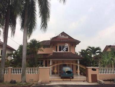 Fully Furnished & Renovated Bungalow Taman Green Park Rawang
