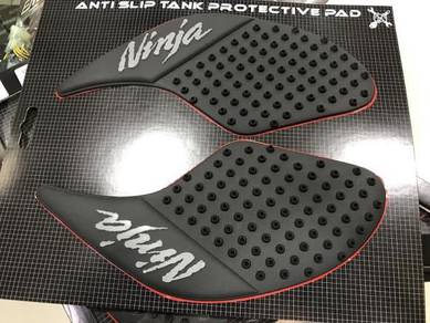 Tank Knee Pad For Kawasaki Z250