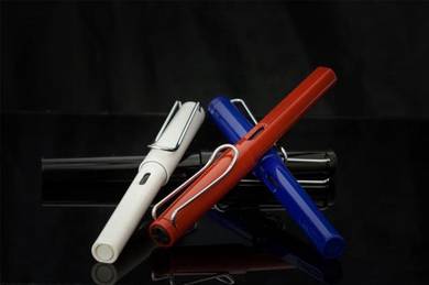 Quality Fountain pen, red color