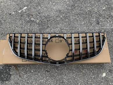 Mercedes Benz W207 Gt grille Facelift W207 GT