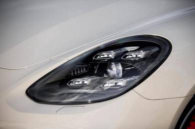 Porsche Panamera head lamp 970.2