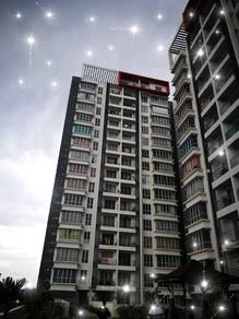 CONDO BIGGER UNIT 1233 SQFT near mrt train station