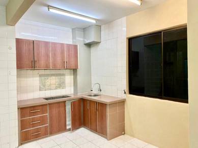 Vista Condo Pool View Kitchen Renovated Well Maintain Relau Super Deal