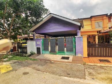 MUST VIEW/NICE RENO 2 Storey Terrace Jalan Anggerik, Saujana Utama 1