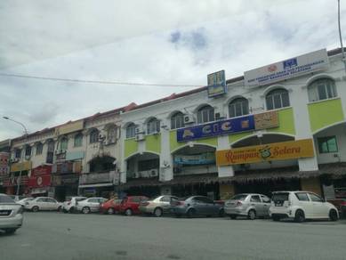 Bandar Baru Selayang Shop For Sale (3 sty/2 adjoining units/Tenanted)