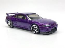 Hotwheels Nissan Skyline GTR R33 new