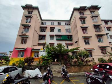 1st floor Cantik Apartment Anggerik Bukit Beruntung For Sale