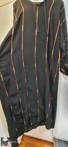 Jubah with brown stripe