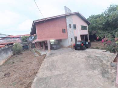 Tanah freehold bandar segamat 17k sqft jalan Hassan dan 4 rumah x bjir