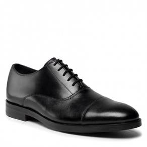 Clarks discount. Oliver Cap2 Black Leather Shoes