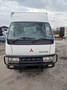 2010 Mitsubishi Fuso FB511B-UBS 12.6Ft Box 1 Ton