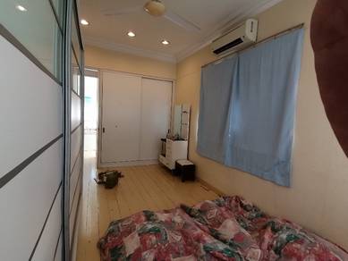 ROOM FOR RENT at GREEN LANE, JLN DELIMA.(Nearby LAM WAH EE)