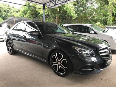 Mercedes Benz E250 AVANTGARDE (CKD) 2.0