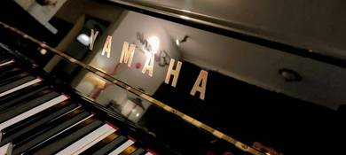 YAMAHA M-108 PE Piano 6 Yrs Warranty 99% New
