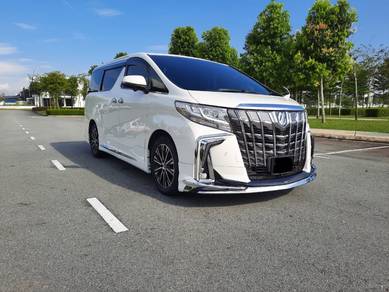 Toyota Alphard for Rent