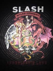 Tshirt SLASH GUNS N ROSES MERDEKA SALE!
