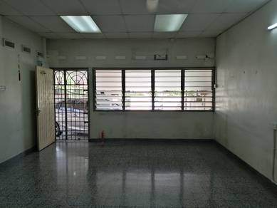 Single Storey Semidetached House For Sale in Taman Merdeka, Ipoh