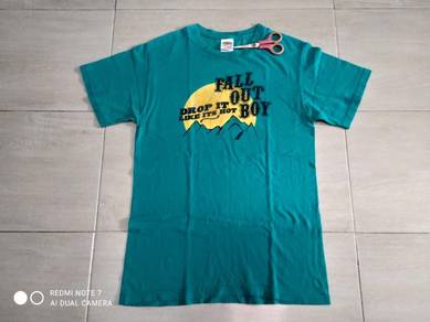 T-shirt Fall Out Boy "Drop It Like Its Hot"