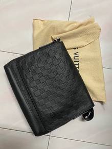 Louis Vuitton Racer Sling bag M46107 - Bags & Wallets for sale in Bangsar  South, Kuala Lumpur