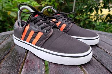 (5UK) Adidas Seely