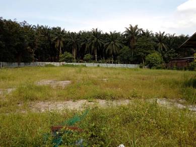 Ulu Tiram/wan fu /Flat Land/1 acres