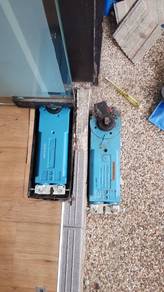 INSTALL FLOOR SPRING HYDRAULIC l sistem pintu kaca