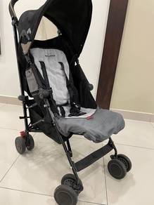 Second hand maclaren store stroller