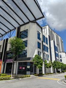Vervea Batu Kawan ground floor corner | High street canopy side