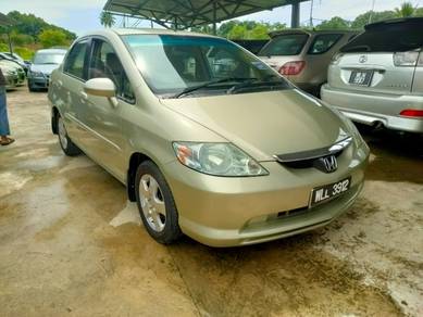 Honda CITY 1.5 i-DSI (A)