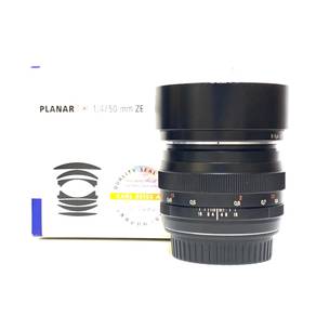 Carl Zeiss 50mm f1.4 Planar*T ZE (97%New Canon EF)