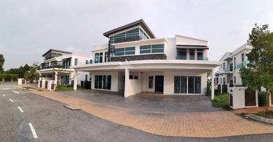 2 storey Bungalow danau golf club ukm, bangi jalan reko kajang