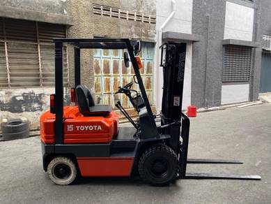 Japan Import TOYOTA Forklift 1.5 Ton Petrol