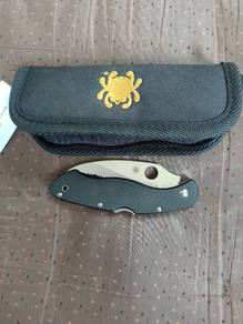 Spyderco Civilian outdoor and camping knife