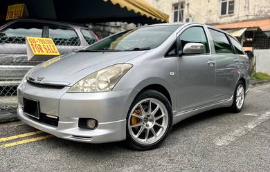 Toyota Wish 2.0 WALD EDITION/Sunroof/RIM