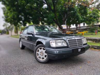 Mercedes Benz E280 2.8 (A) 1994-New paint-Ori Con