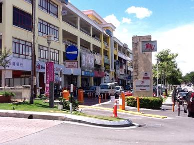 Setapak shop for sale. Below market. Walking distance Banks & Mall.