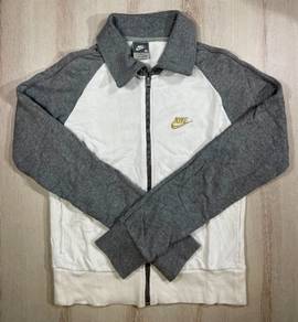 Nike Youth White Jacket #AQ Used