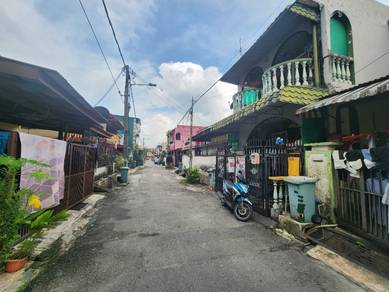 Teres 2 Tingkat Kos Rendah Cluster Taman Beringin, Jinjang RENOVATED