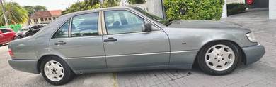 Mercedes Benz S320 A vintage 35 years old
