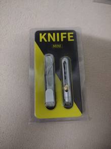 Parcel Box Opening Tool With Handstrip