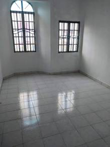 2sty Storey Teres Tengah, Jalan Kebun Nenas, Bandar Putera Klang